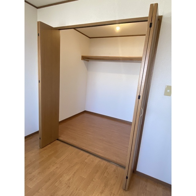 ウォークインクローゼット(2帖タイプ・コンセント付)※イメージ写真