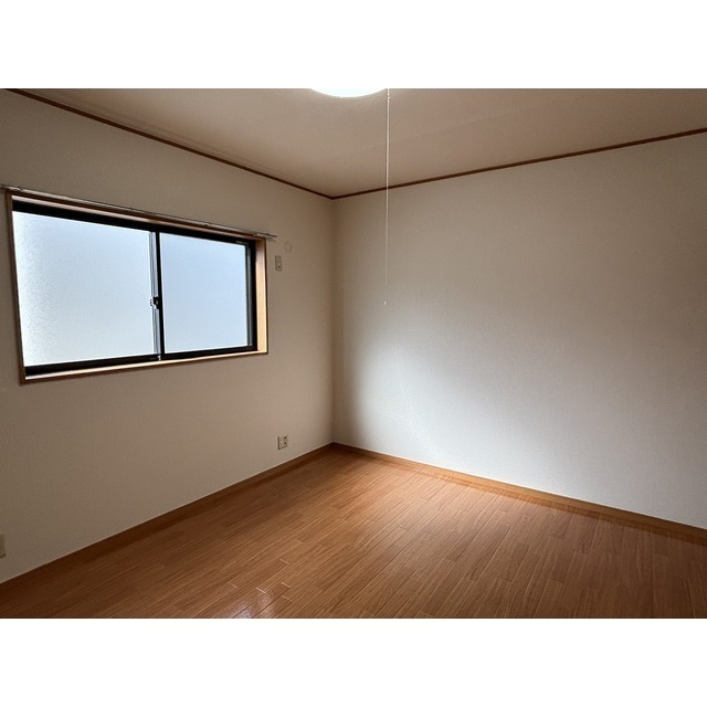 洋室7.5帖（2F）