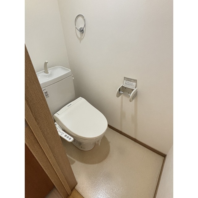 シャワートイレ