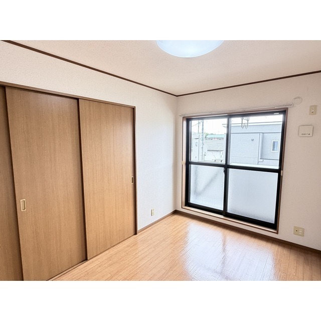 洋室5.7帖