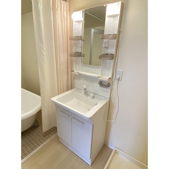 独立洗面台・室内洗濯機置 ※間取り違いあり