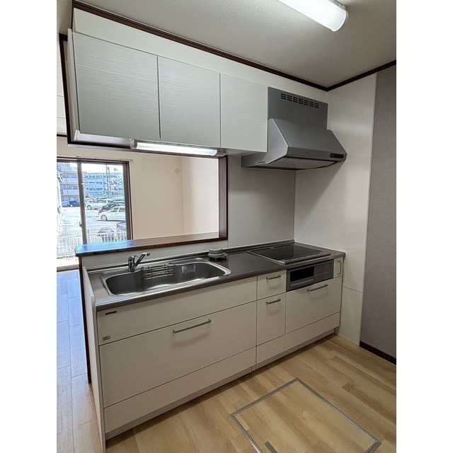 3口IHコンロ　グリルつき