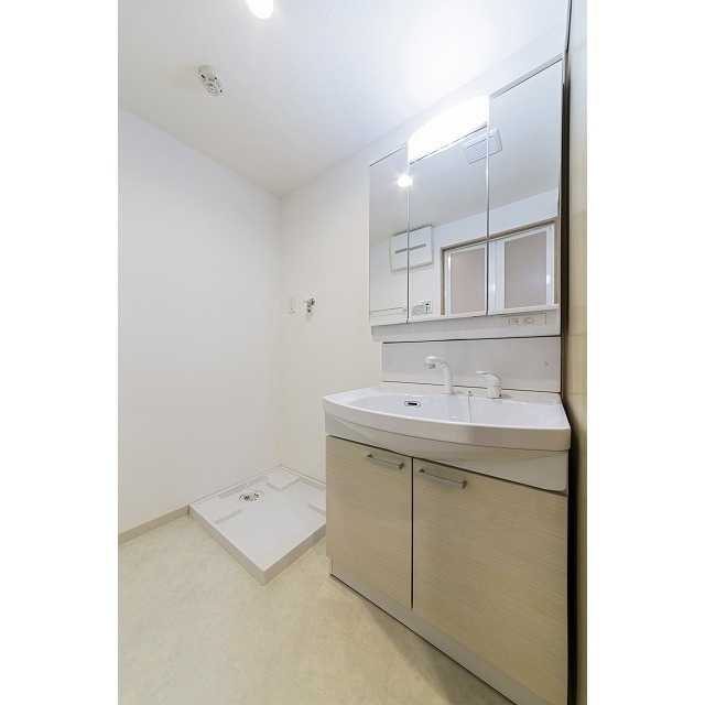 三面鏡洗面化粧台 ※イメージ