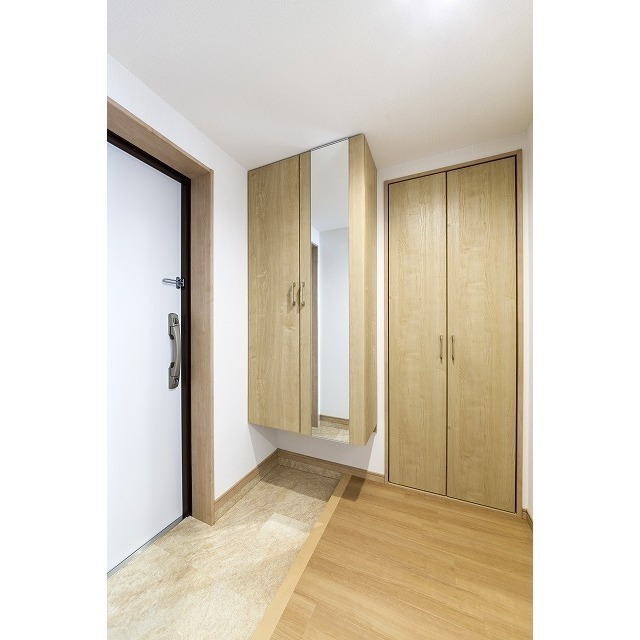 大型ミラー付シューズボックスあり ※イメージ