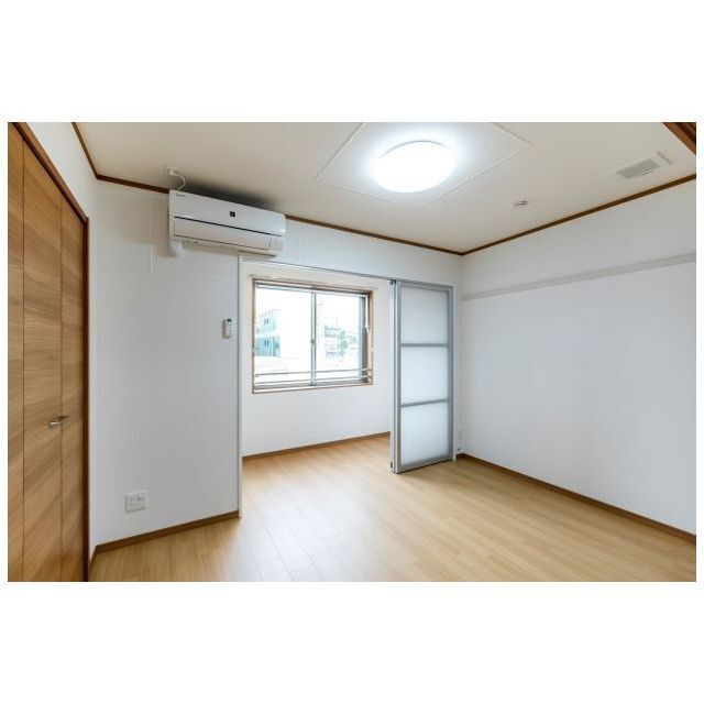 洋室5帖　※イメージ・間取り反転あり