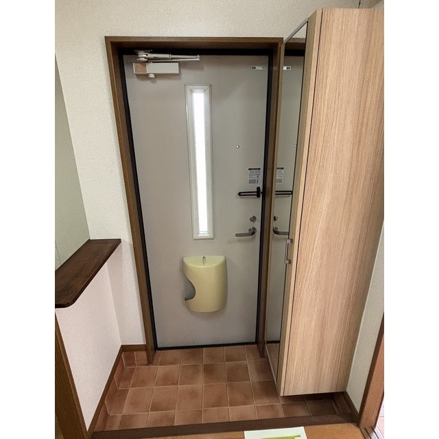 ミラー付きシューズボックス